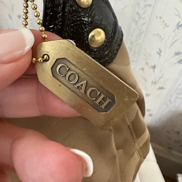 Coach Tan and Brown Signature Shoulder Bag - Picture 15 of 16